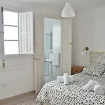 La Casa Junto A La Catedral Апартаменты *